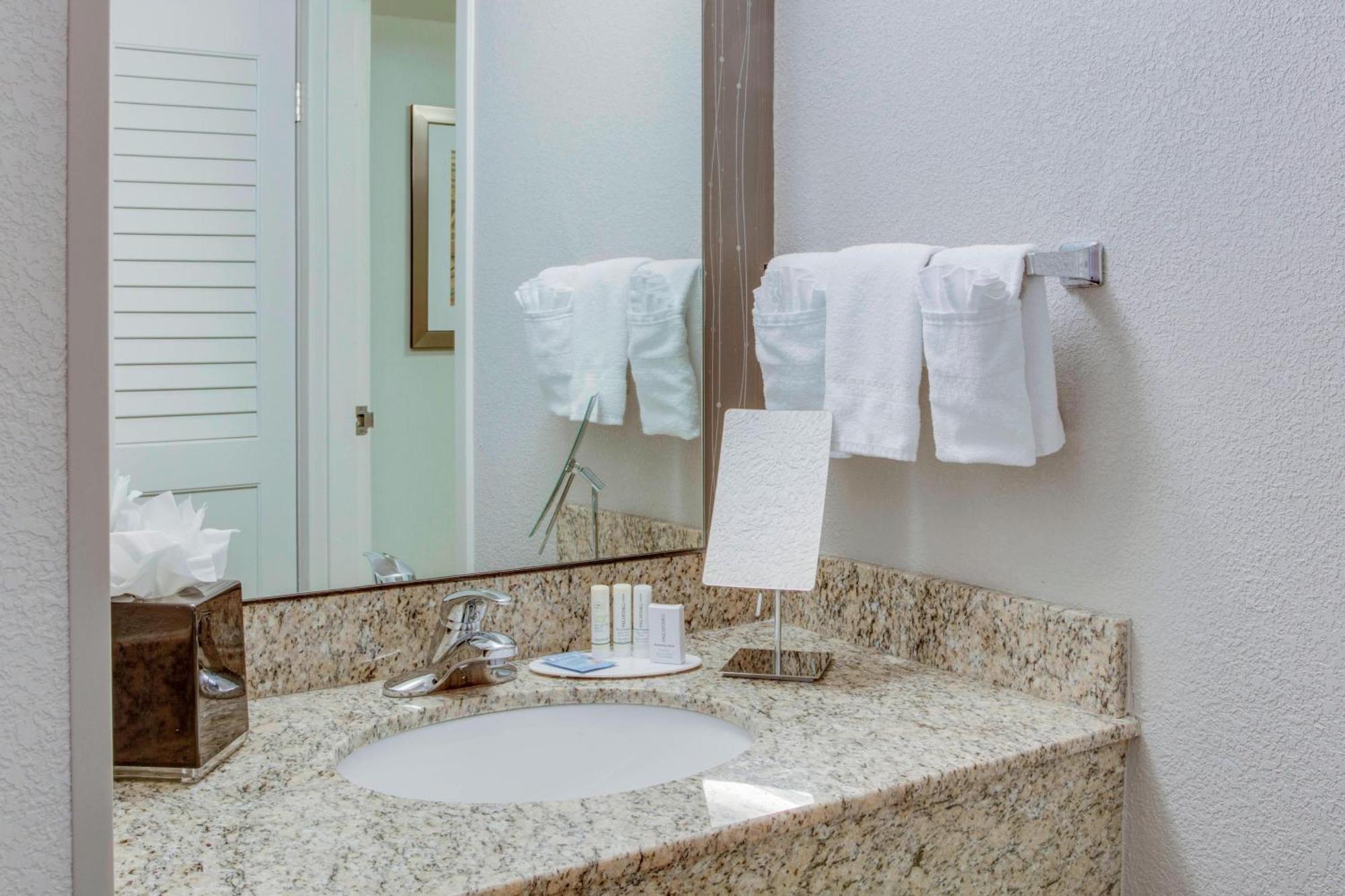 Courtyard By Marriott Ocala Hotel Exterior photo