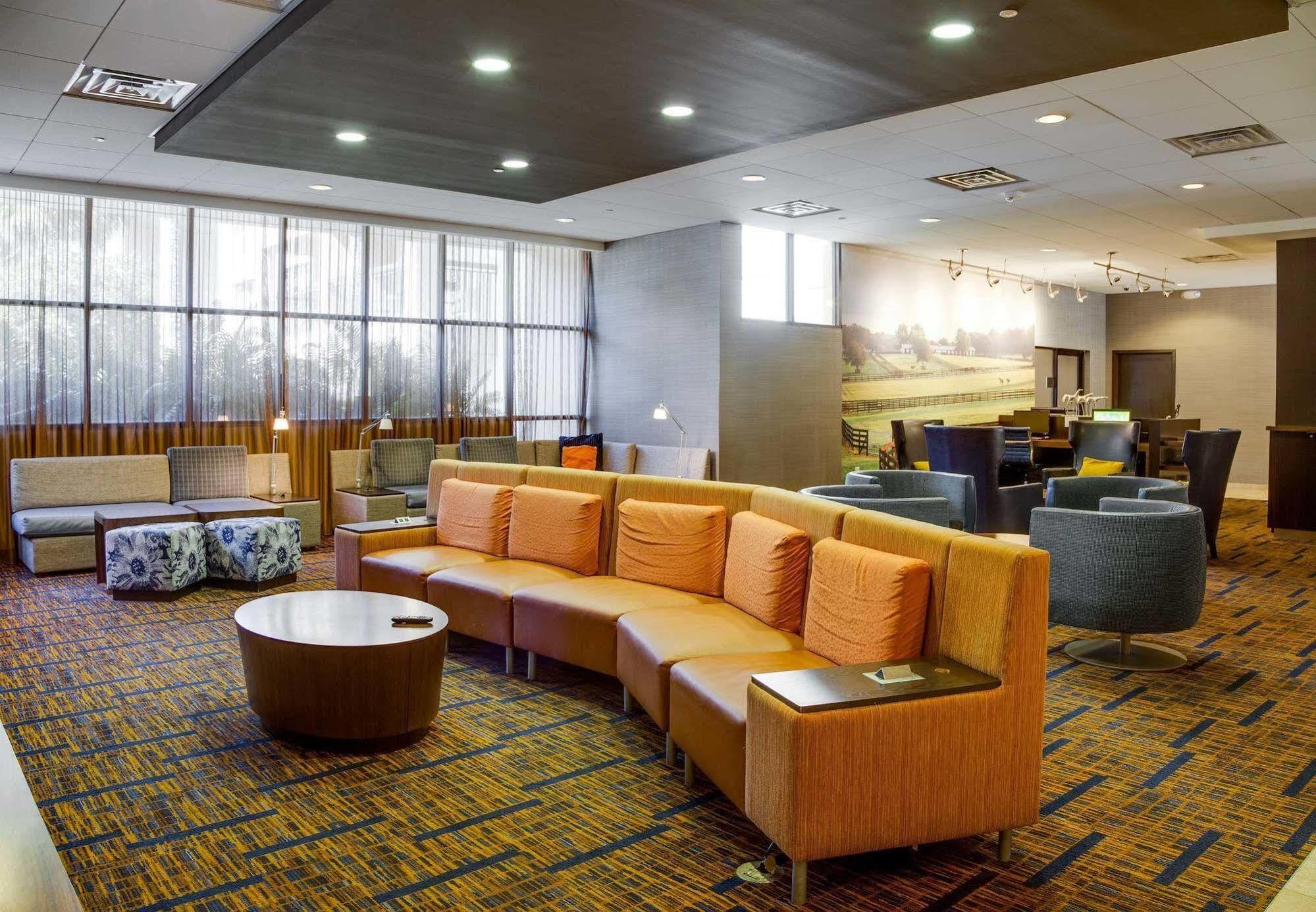 Courtyard By Marriott Ocala Hotel Exterior photo