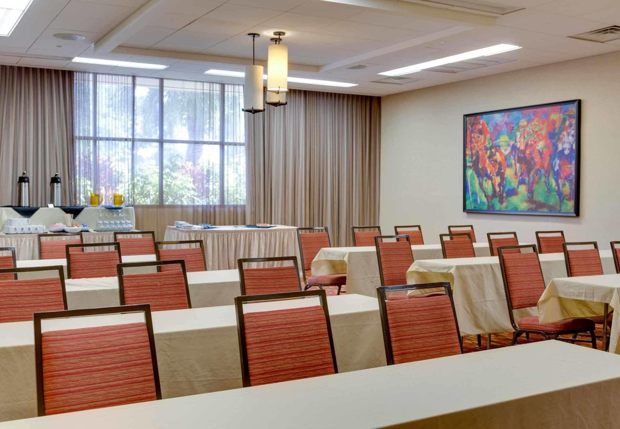 Courtyard By Marriott Ocala Hotel Exterior photo
